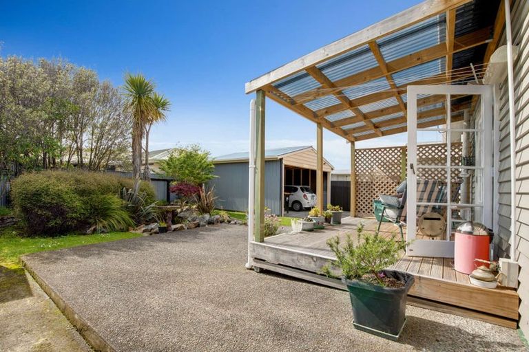 Photo of property in 99 Heretaunga Street, Palmerston North, 4414