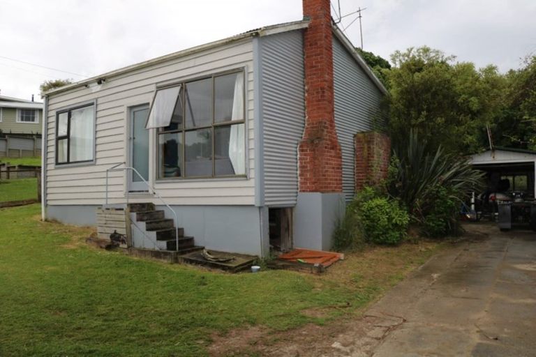 Photo of property in 14 Rata Street, Kaka Point, 9271