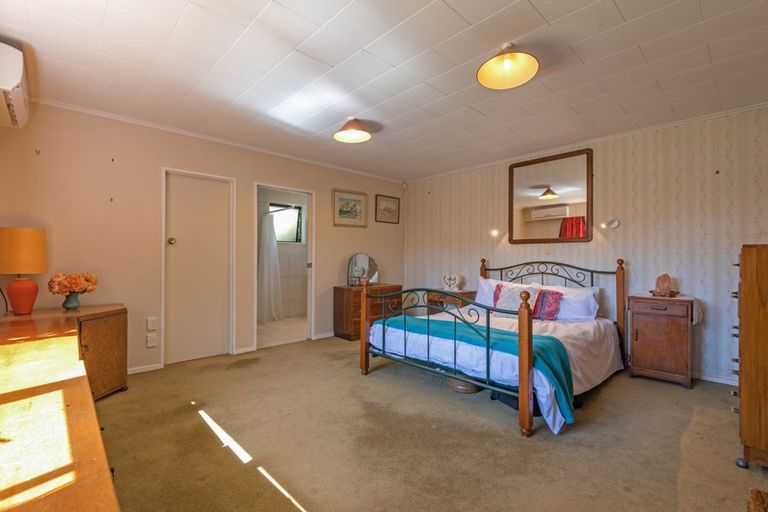 Photo of property in 16 Wallace Place, Hokowhitu, Palmerston North, 4410