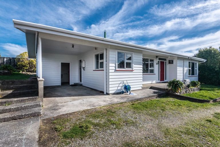 Photo of property in 99a Clifford Road, Johnsonville, Wellington, 6037