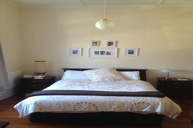 Photo of property in 2 Stanley Street, Berhampore, Wellington, 6023