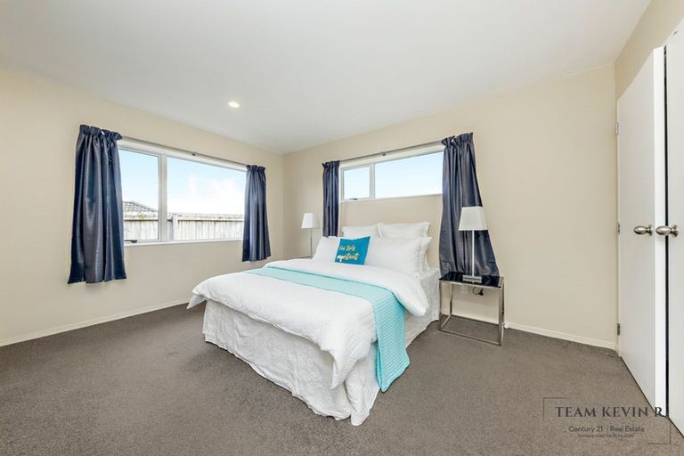 Photo of property in 46 Keri Vista Rise, Papakura, 2110