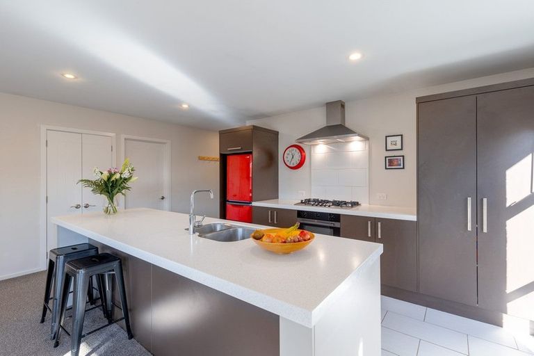 Photo of property in 15 Surrey Street, Linwood, Christchurch, 8062