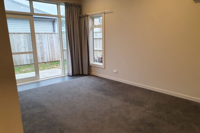 Photo of property in 36 Bay Street, Petone, Lower Hutt, 5012