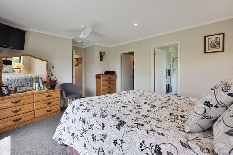 Photo of property in 7 Whiteoak Grove, Tinwald, Ashburton, 7700