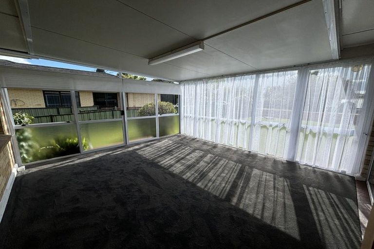 Photo of property in 6 Valley Road, Pukekohe, 2120