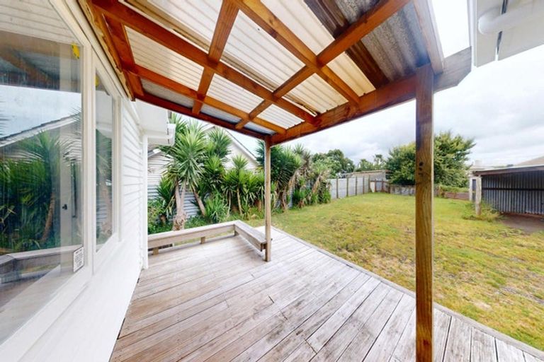 Photo of property in 10 Armstrong Place, Gonville, Whanganui, 4501