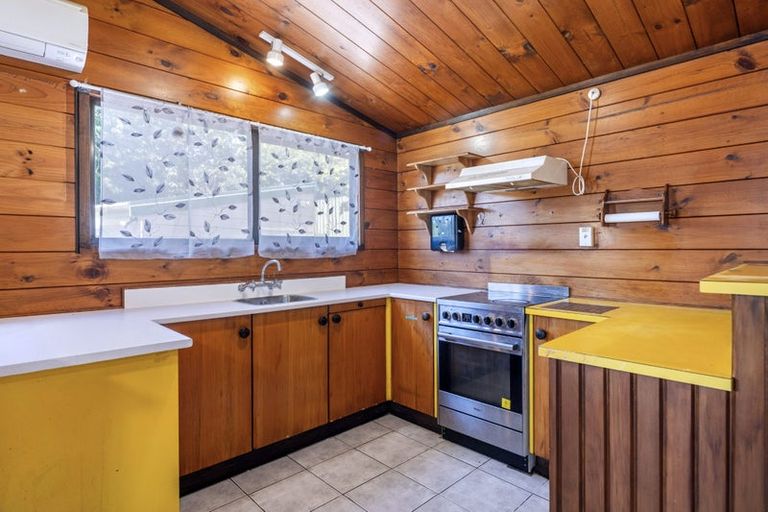 Photo of property in 5 Beryl Place, Pukehangi, Rotorua, 3015