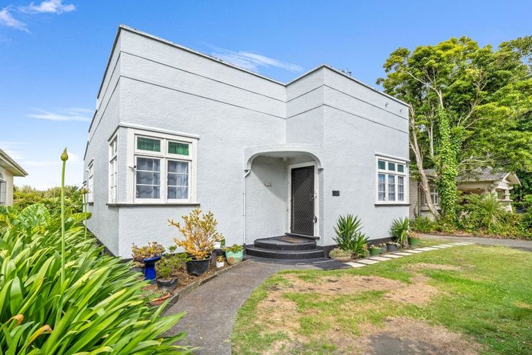 Photo of property in 108 Anzac Parade, Whanganui East, Whanganui, 4500