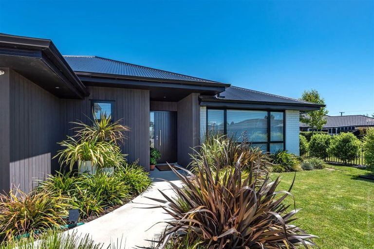 Photo of property in 37 Lucca Crescent, Rolleston, 7615