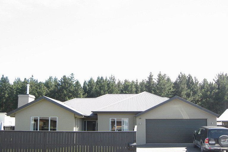 Photo of property in 15 Sandpiper Place, Waimairi Beach, Christchurch, 8083