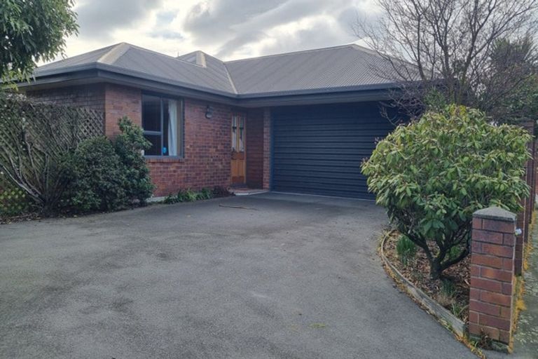 Photo of property in 17 Veitches Road, Casebrook, Christchurch, 8051