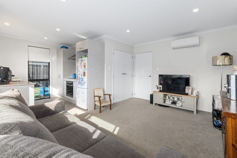 Photo of property in 21 Pioneer Crescent, Omokoroa, 3114