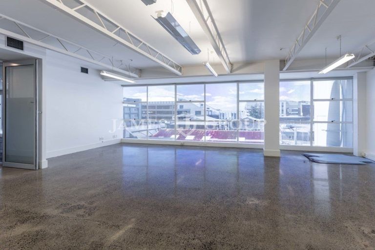 Photo of property in 1b/6 Kingdon Street, Newmarket, Auckland, 1023