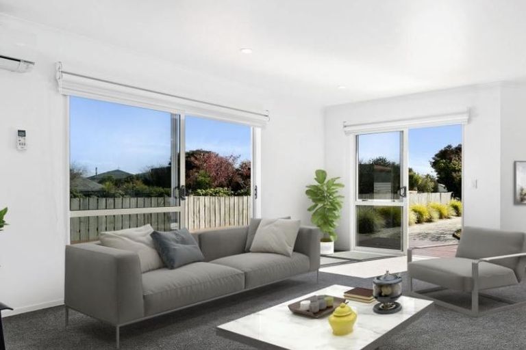 Photo of property in 2/31 Stanley Street, Wharewaka, Taupo, 3330