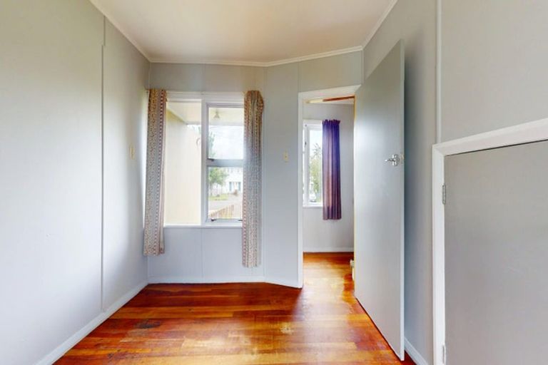 Photo of property in 1 Kotare Street, Aramoho, Whanganui, 4500