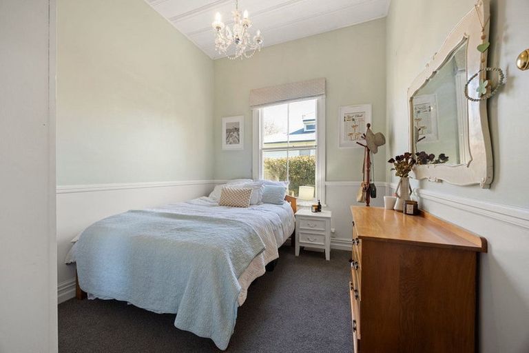 Photo of property in 31 Clare Street, Cambridge, 3434