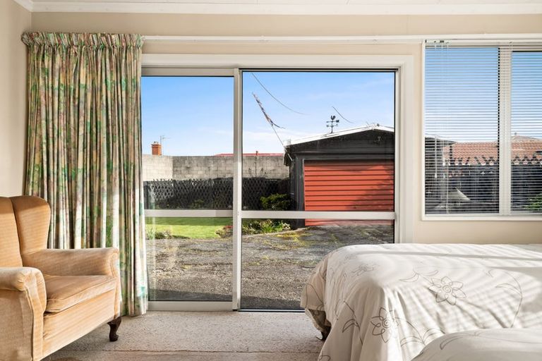 Photo of property in 132 Melbourne Street, South Dunedin, Dunedin, 9012