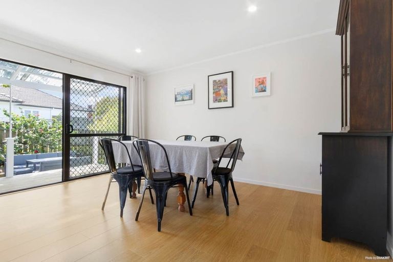 Photo of property in 2/46 Arawa Street, New Lynn, Auckland, 0600