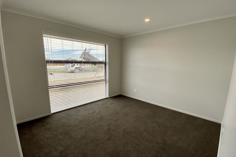 Photo of property in 39 Jean Batten Lane, Rolleston, 7615