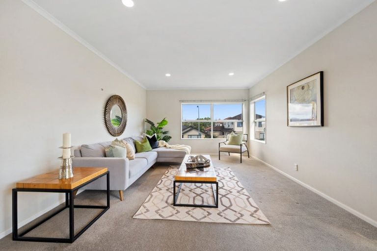 Photo of property in 231 Jeffs Road, Flat Bush, Auckland, 2016