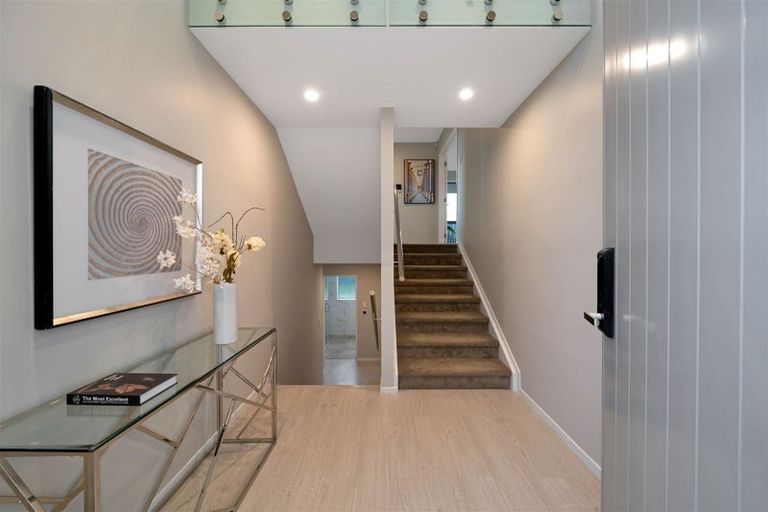 Photo of property in 49 Cirrus Way, Ranui, Auckland, 0612