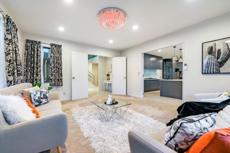 Photo of property in 24 Mettam Drive, Swanson, Auckland, 0614