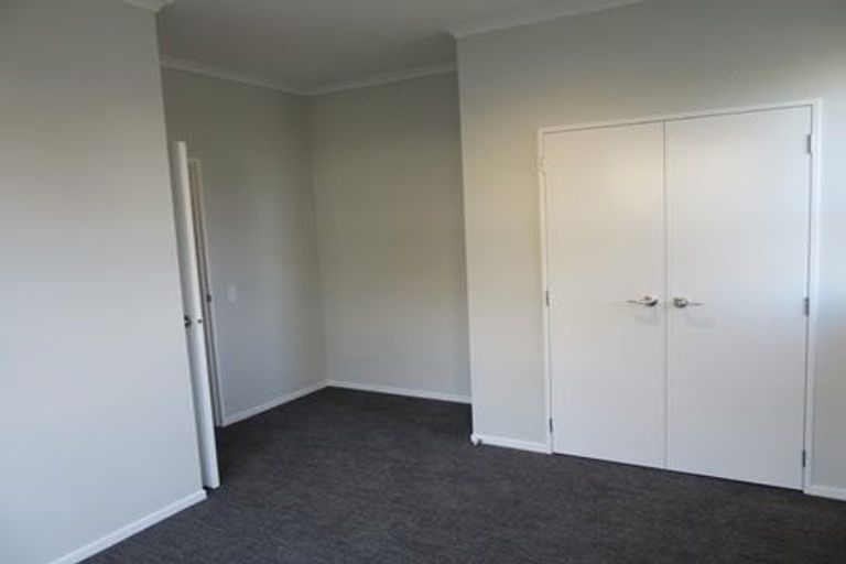 Photo of property in 36 Mackay Drive, Greenhithe, Auckland, 0632