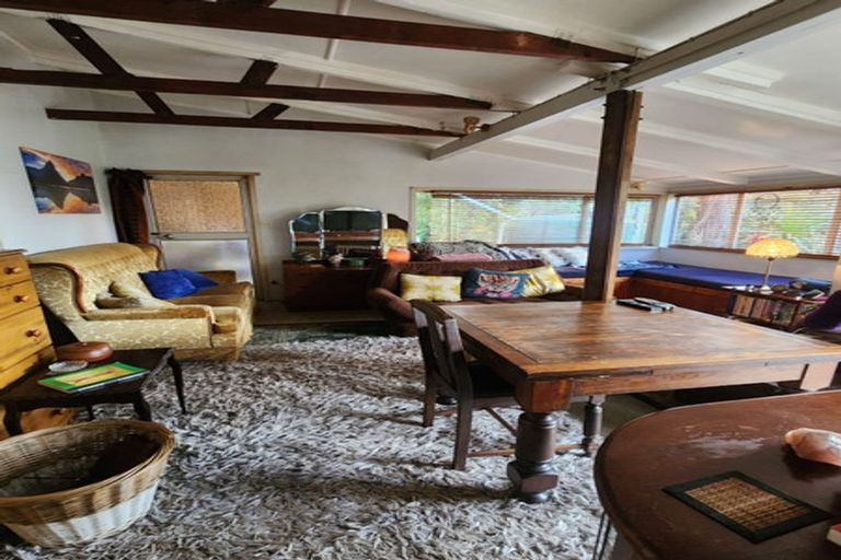 Photo of property in 4 Moana Crescent, Kennedy Bay, Coromandel, 3583