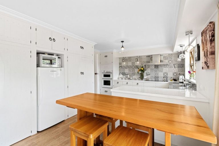 Photo of property in 15a Stuart Street, Levin, 5510