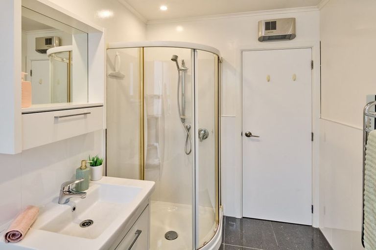 Photo of property in 13 Nathan Street, Tawa, Wellington, 5028