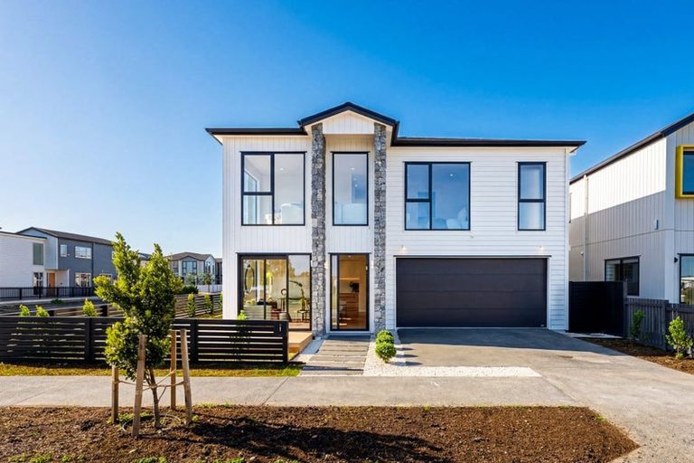 Photo of property in 1 Sails Road, Hobsonville, 0616