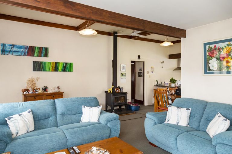 Photo of property in 2 Earn Street, Oamaru North, Oamaru, 9400