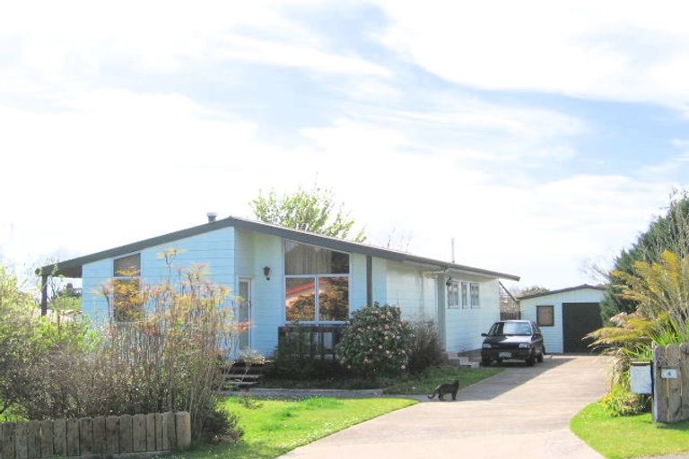 Photo of property in 4 Onyx Place, Pukehangi, Rotorua, 3015