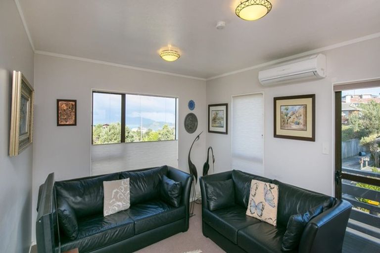 Photo of property in 8a Shastri Terrace, Khandallah, Wellington, 6035