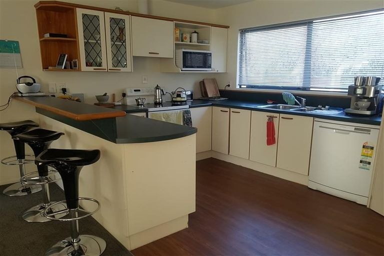 Photo of property in 28a Riverlaw Terrace, Saint Martins, Christchurch, 8022