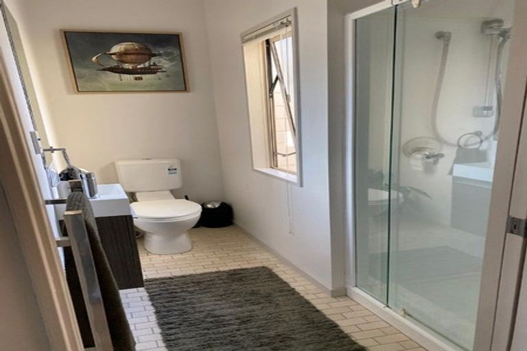 Photo of property in 28/206 Manuka Road, Bayview, Auckland, 0629