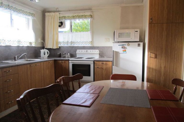 Photo of property in 2 Pyke Street, Clyde, 9330