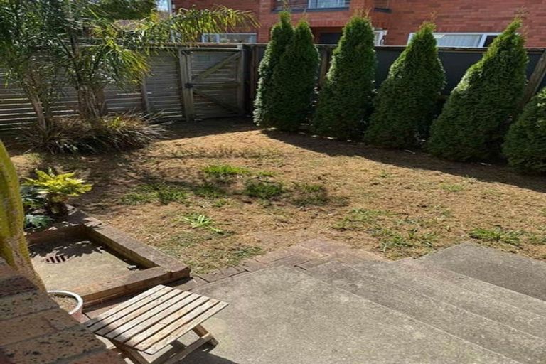 Photo of property in 3/31 Dominion Street, Takapuna, Auckland, 0622