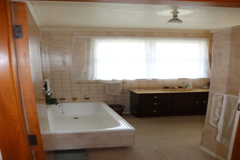 Photo of property in 21 Henare Street, West End, Palmerston North, 4412