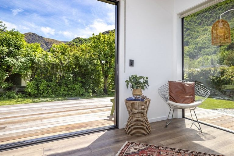 Photo of property in 26 Nairn Street, Arrowtown, 9302