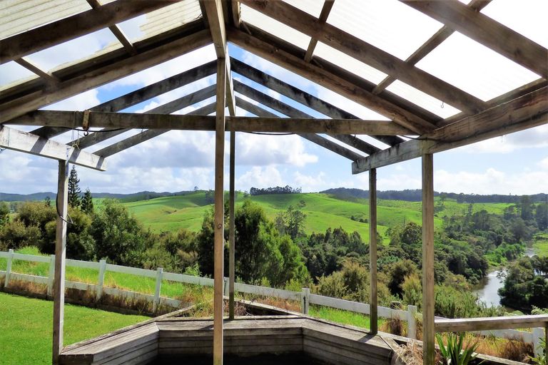 Photo of property in 772 Puketona Road, Haruru, 0204