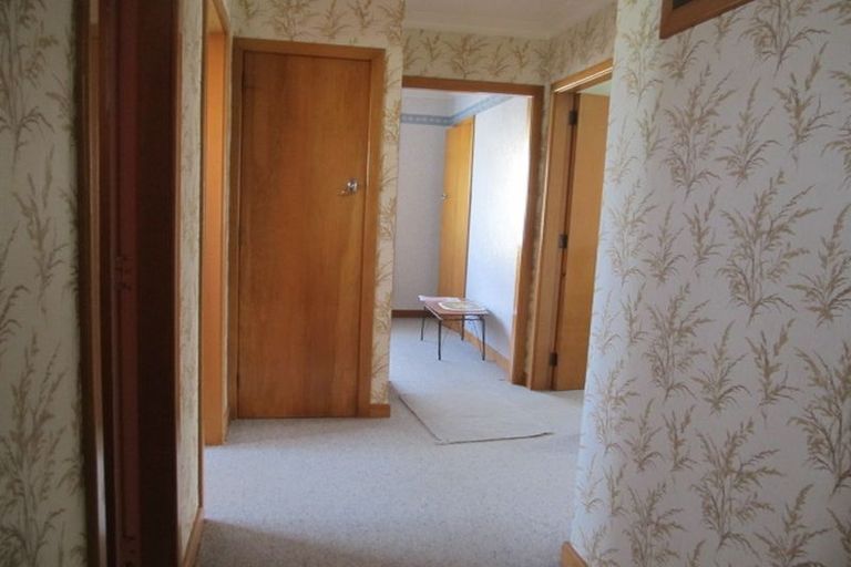 Photo of property in 2 Pyke Street, Clyde, 9330