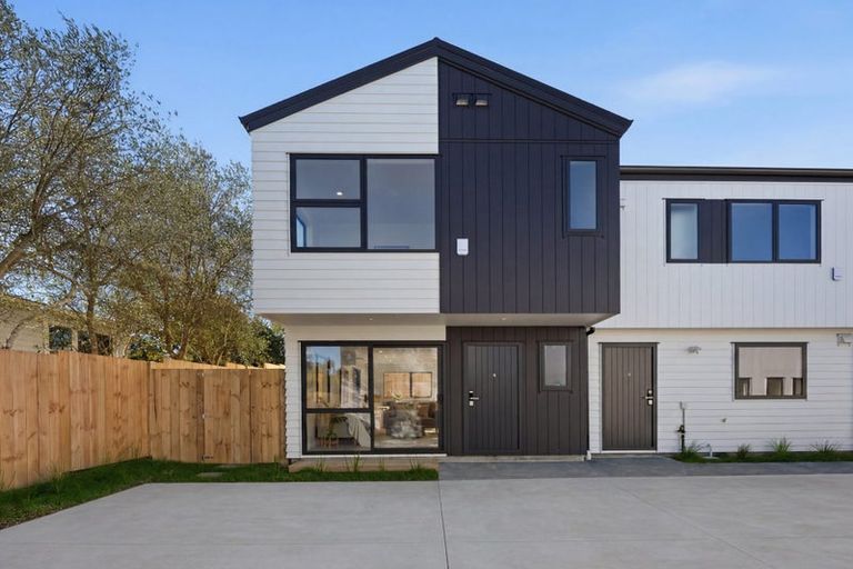 Photo of property in 3 Gill Avenue, Te Atatu Peninsula, Auckland, 0610