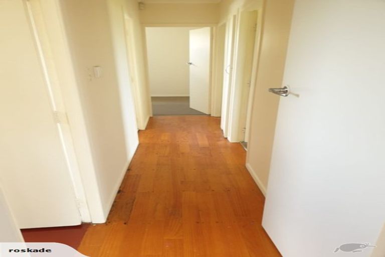 Photo of property in 8 Eastburn Street, Papakura, 2110