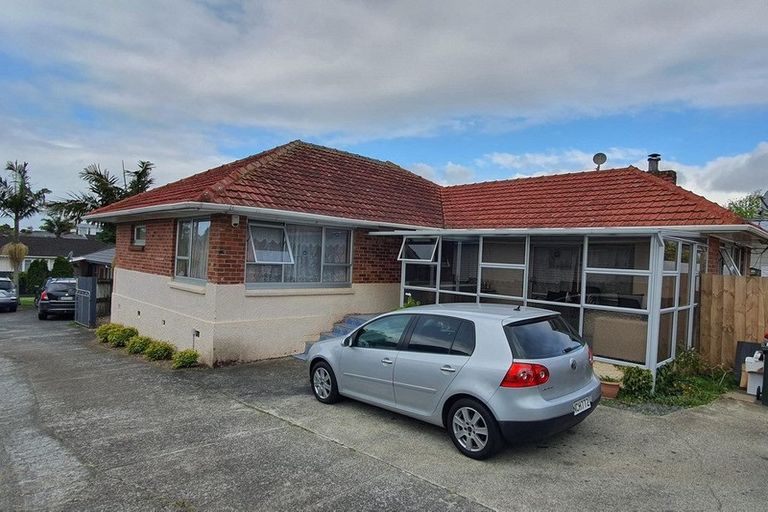 Photo of property in 1/3 Trimmer Terrace, Papatoetoe, Auckland, 2025