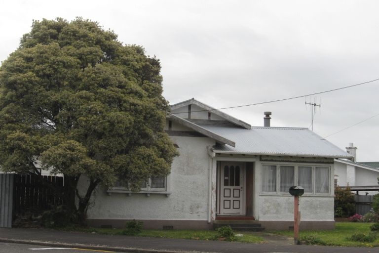 Photo of property in 35 Liverpool Street, Whanganui, 4500