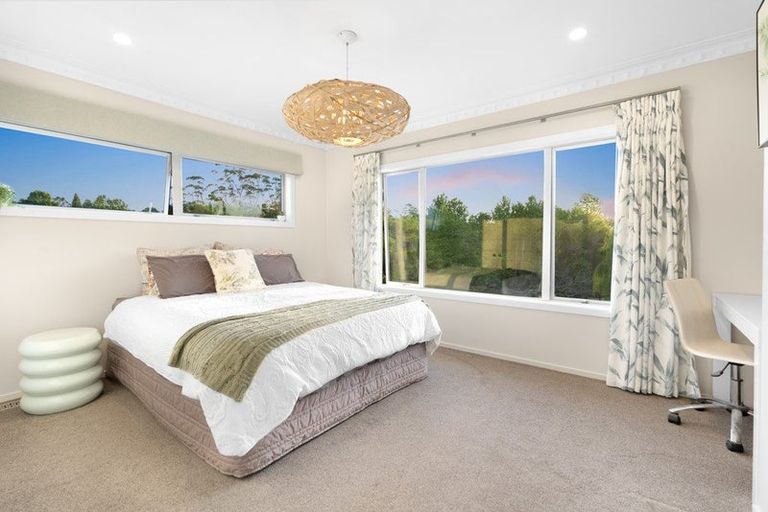 Photo of property in 16 Langford Place, Dairy Flat, Albany, 0792