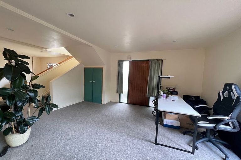 Photo of property in 123 Beach Haven Road, Beach Haven, Auckland, 0626