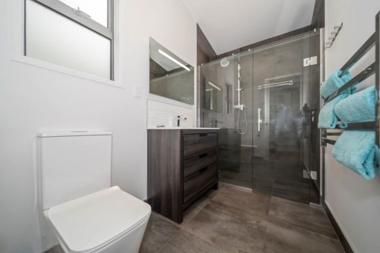 Photo of property in 6a Roto Street, Westown, New Plymouth, 4310